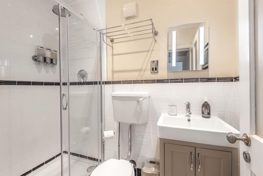 Rowntree One - Stunning Apartment- Grade II Listed Γιορκ Εξωτερικό φωτογραφία