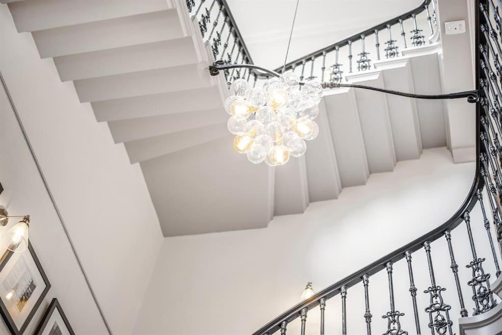 Rowntree One - Stunning Apartment- Grade II Listed Γιορκ Εξωτερικό φωτογραφία